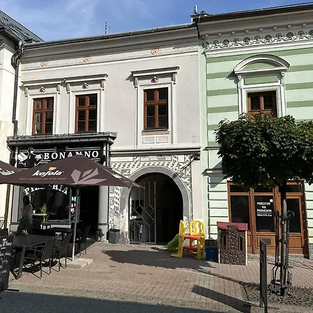 Old Town Apt. A/c And Parking Banská Bystrica