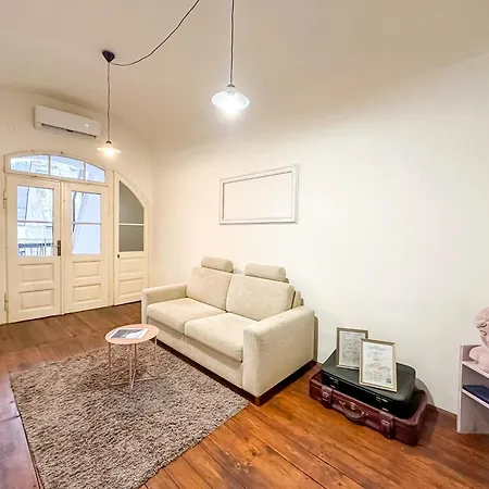 Appartement Old Town Apt. A/c And Parking *