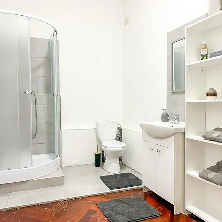 Appartement Old Town Apt. A/c And Parking Banská Bystrica